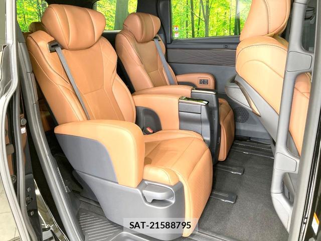 Toyota VELLFIRE 2026-01 8328091-8