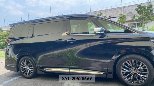 Toyota VELLFIRE 2024-02 8329314-3