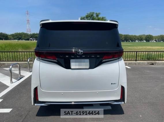 Toyota VELLFIRE 2024-02 8329327-1