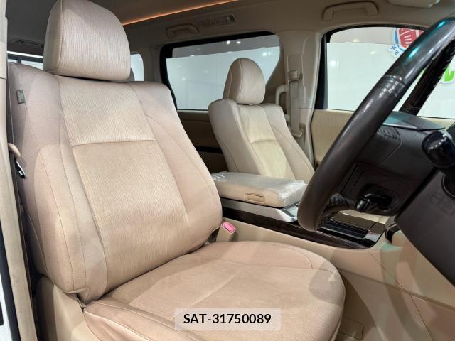 Toyota VELLFIRE 2014-03 8329439-2