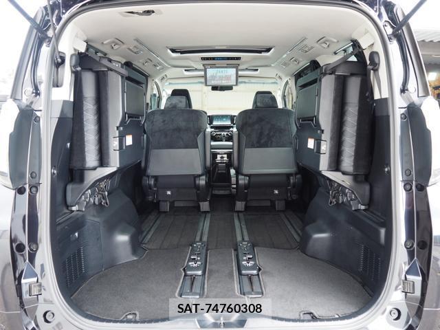 Toyota VELLFIRE 2017-07 8329936-11