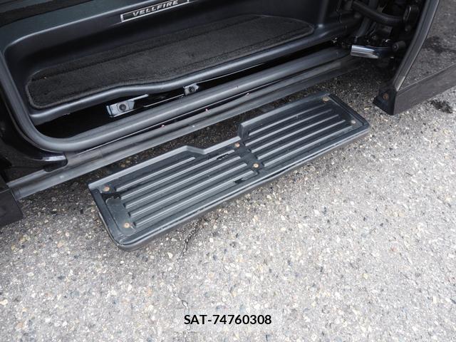 Toyota VELLFIRE 2017-07 8329936-15