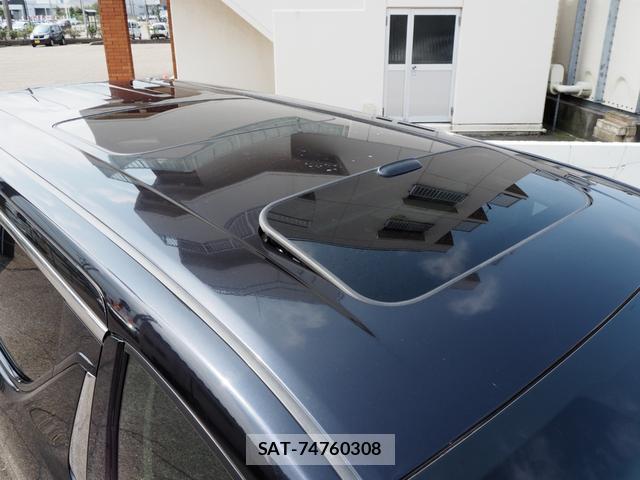Toyota VELLFIRE 2017-07 8329936-2