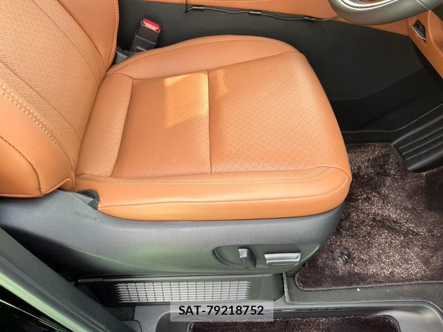 Toyota VELLFIRE 2024-03 8330213-11