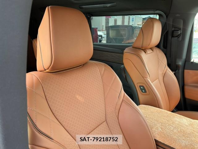 Toyota VELLFIRE 2024-03 8330213-12