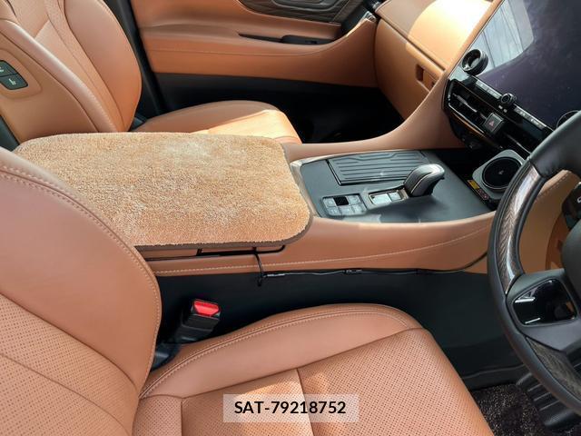 Toyota VELLFIRE 2024-03 8330213-13