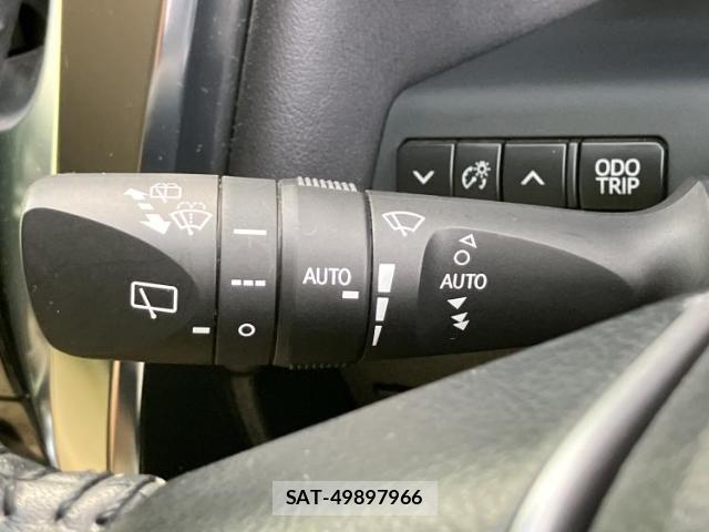 Toyota VELLFIRE 2015-09 8330517-16