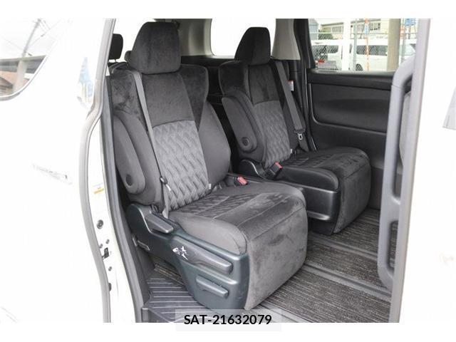 Toyota VELLFIRE 2020-07 8328417-15