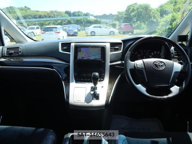 Toyota VELLFIRE 2013-01 8328567-1