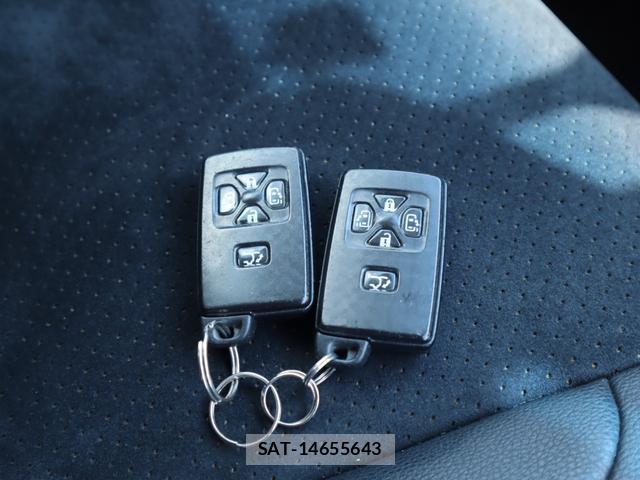 Toyota VELLFIRE 2013-01 8328567-11
