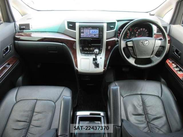 Toyota VELLFIRE 2012-01 8328720-2