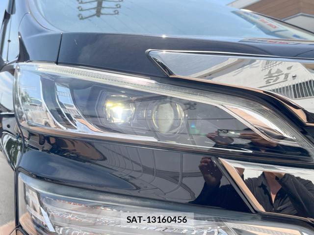 Toyota VELLFIRE 2015-03 8329598-12