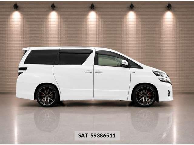 Toyota VELLFIRE 2013-04 8329944-1