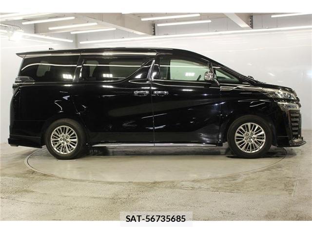 Toyota VELLFIRE 2018-10 8330234-5