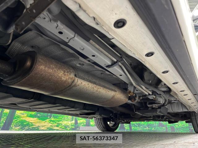Toyota VELLFIRE 2012-06 8330294-19