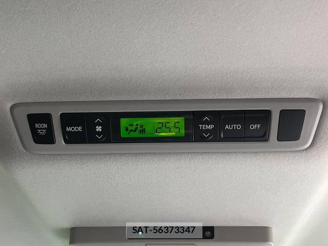Toyota VELLFIRE 2012-06 8330294-6