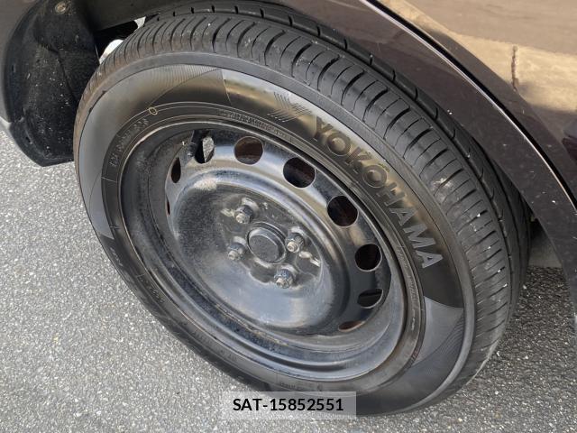 Mazda VERISA 2012-11 8330676-11