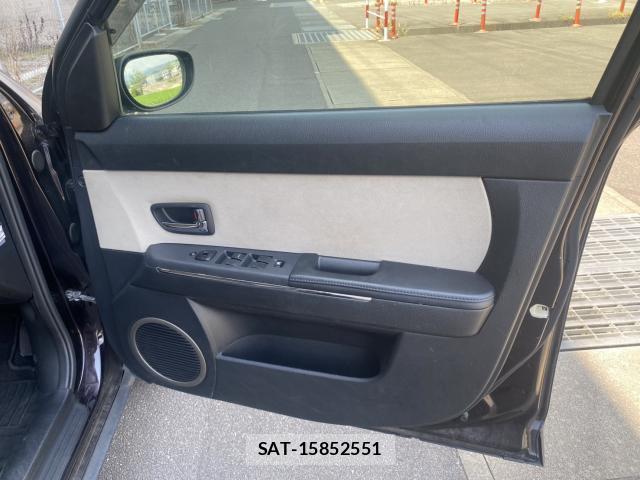 Mazda VERISA 2012-11 8330676-9