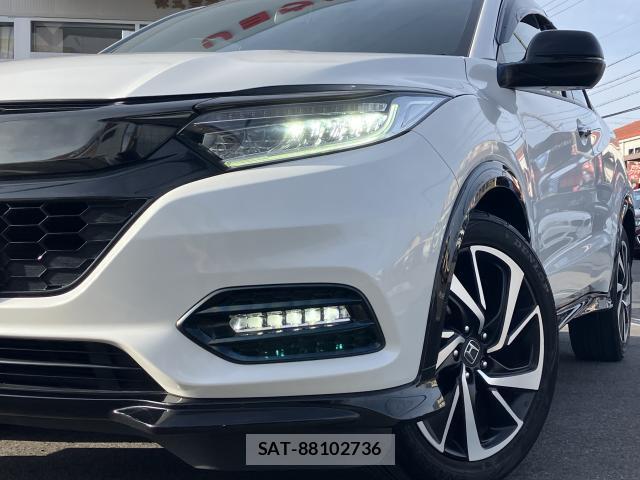 Honda VEZEL 2019-03 8327813-12