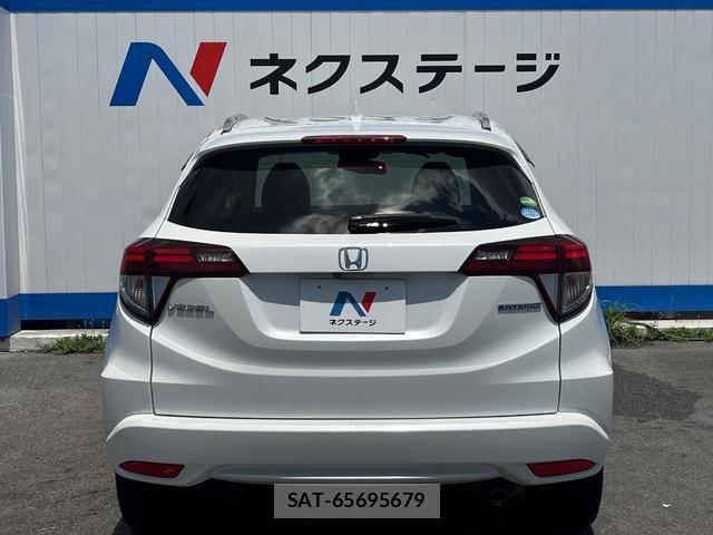 Honda VEZEL 2015-12 8328862-15