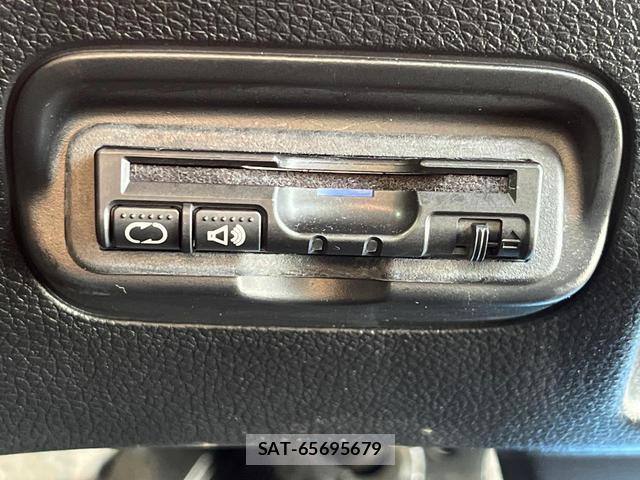 Honda VEZEL 2015-12 8328862-6