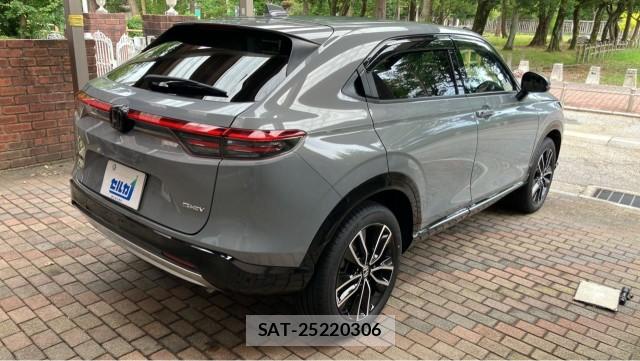 Honda VEZEL 2024-04 8329294-12