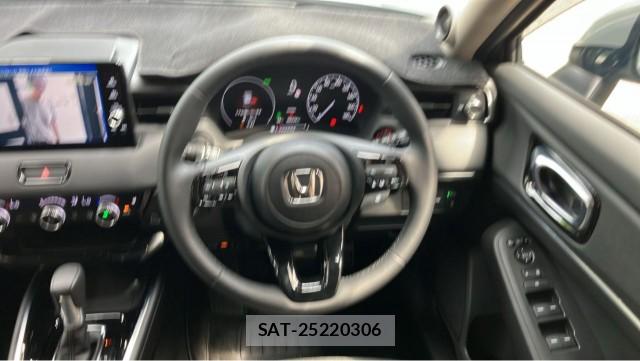 Honda VEZEL 2024-04 8329294-16
