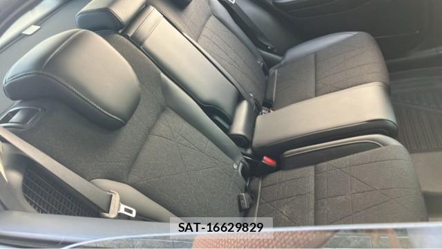 Honda VEZEL 2025-01 8329335-6