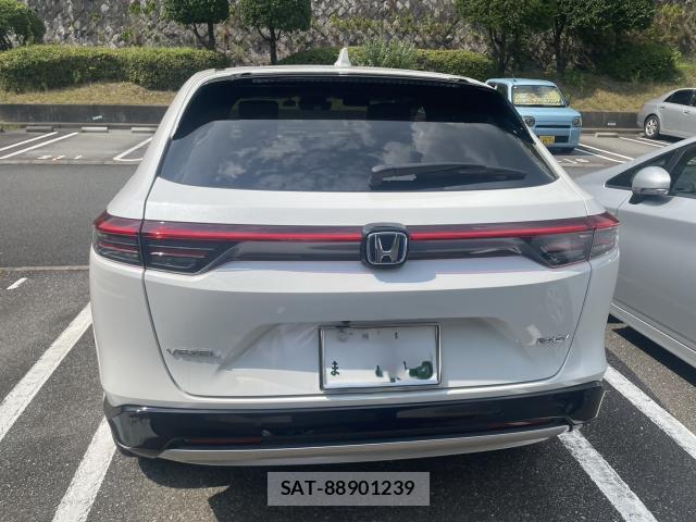 Honda VEZEL 2025-03 8329404-3