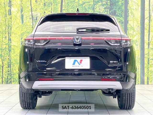 Honda VEZEL 2022-05 8329466-13
