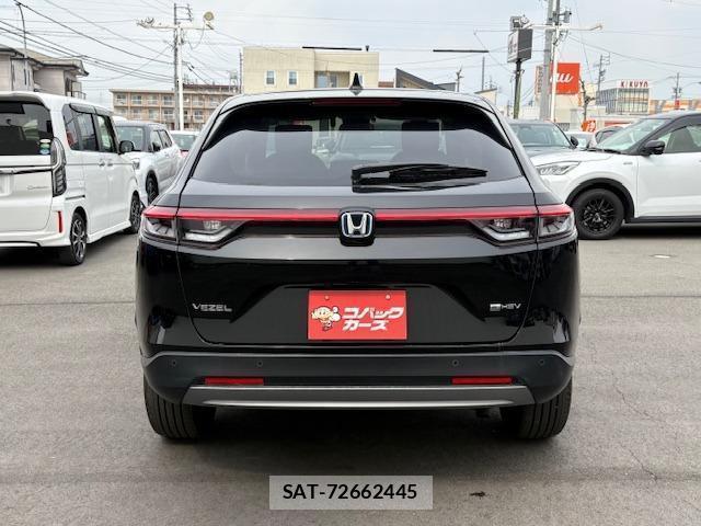 Honda VEZEL 2022-07 8329548-6
