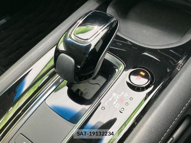 Honda VEZEL 2019-07 8330002-17