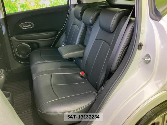 Honda VEZEL 2019-07 8330002-6