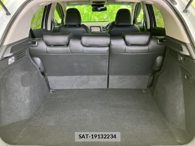 Honda VEZEL 2019-07 8330002-7