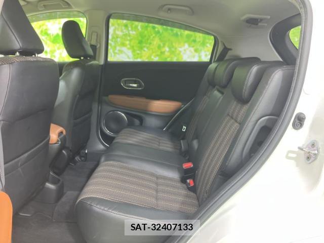 Honda VEZEL 2014-05 8330473-6