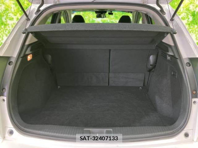 Honda VEZEL 2014-05 8330473-7