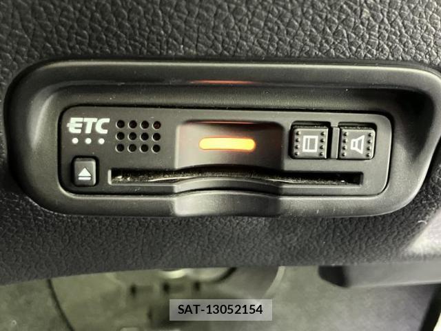 Honda VEZEL 2019-12 8330480-12