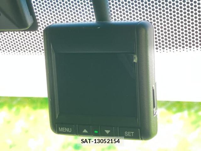 Honda VEZEL 2019-12 8330480-13