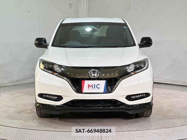 Honda VEZEL 2018-03 8330693-12