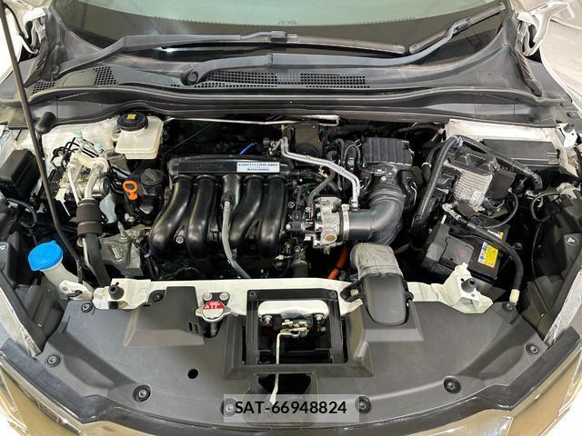 Honda VEZEL 2018-03 8330693-18