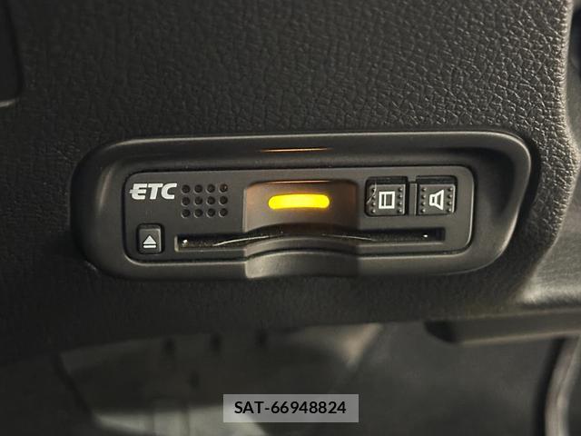 Honda VEZEL 2018-03 8330693-4