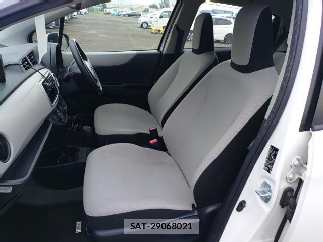 Toyota VITZ 2011-07 8328255-15