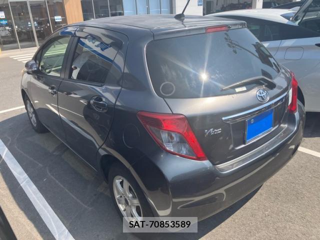 Toyota VITZ 2012-01 8328909-2