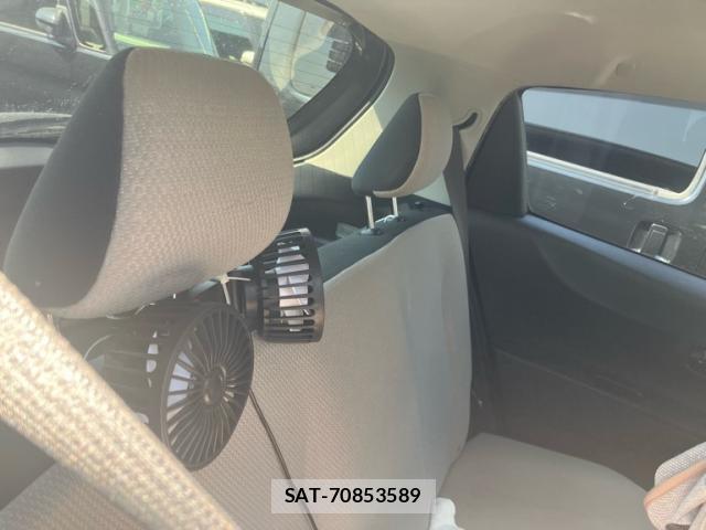 Toyota VITZ 2012-01 8328909-4