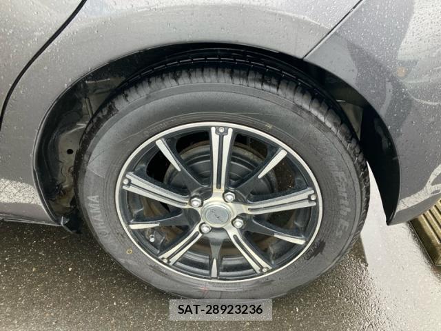 Toyota VITZ 2012-02 8328951-11