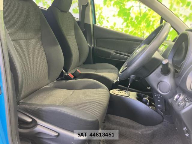 Toyota VITZ 2017-06 8329013-3