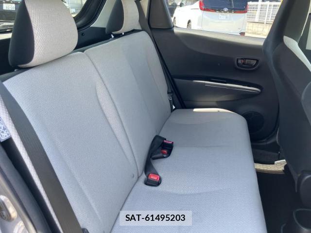 Toyota VITZ 2011-06 8330476-5