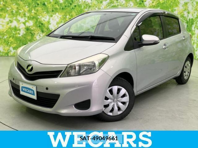 Toyota VITZ 2013-08 8330557-0