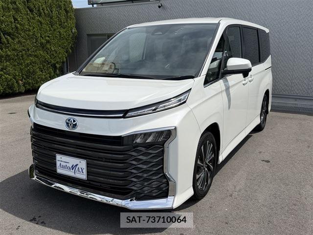 Toyota VOXY 2024-07 8327879-11