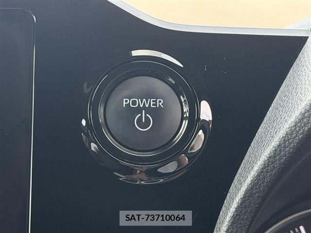 Toyota VOXY 2024-07 8327879-18